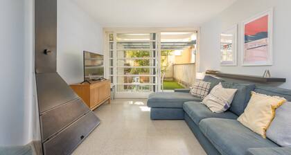 Holiday Home 'Siker' with Private Terrace and Wi-Fi