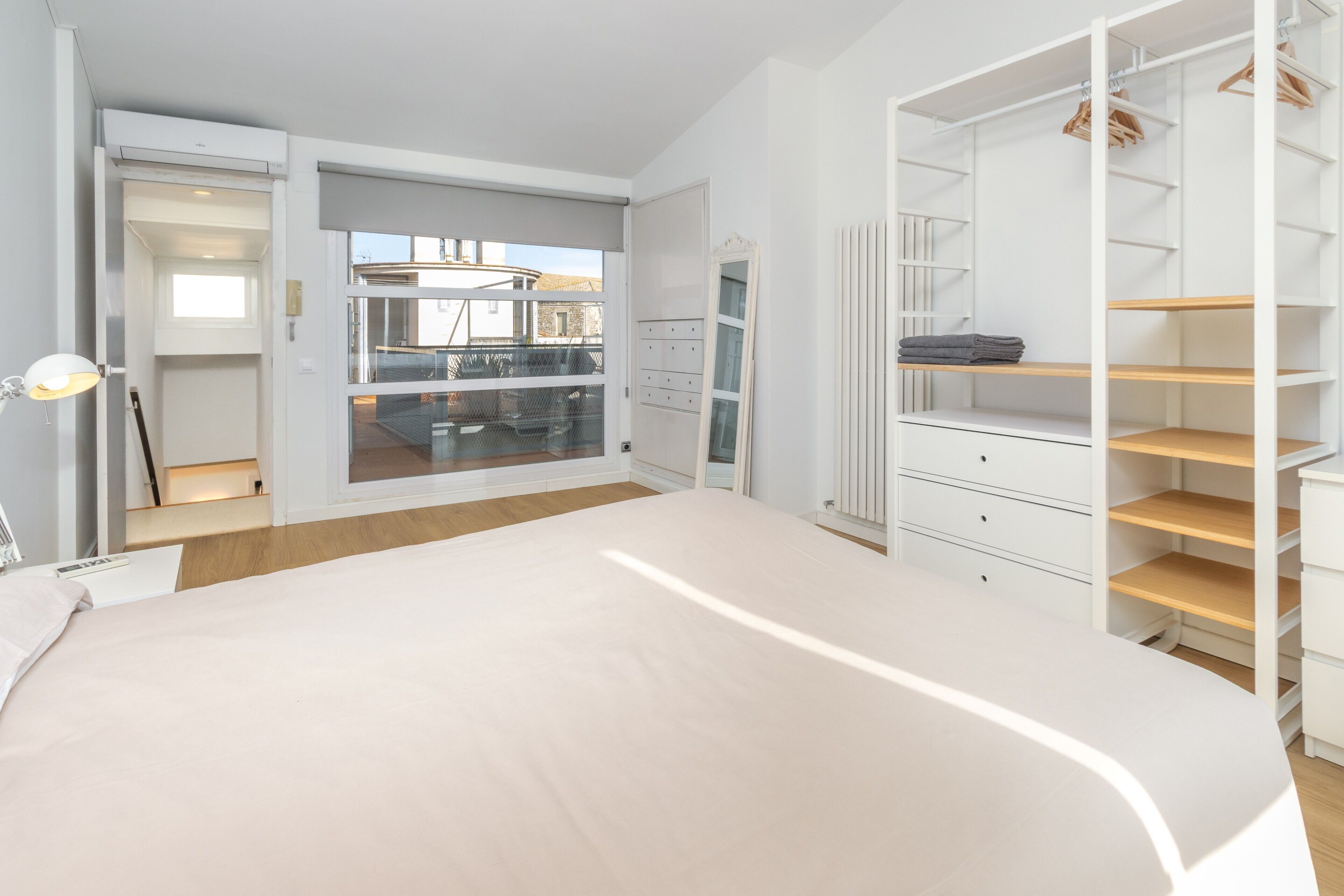 4 bedrooms, WiFi, bed sheets