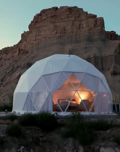 Capitol Reef Glamping Getaway: Beautiful Pet-Friendly Dome near Hanksville, Utah