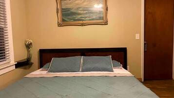 1 bedroom, iron/ironing board, bed sheets