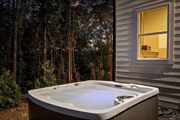 مغطس سبا خارجي