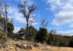 Exterior - Rustic Cabin for Memorable Glamping Experience in Jacksboro, Texas (Graford)