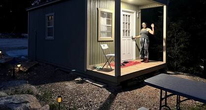 Rustic Cabin for Memorable Glamping Experience in Jacksboro, Texas