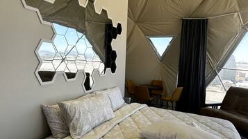 1 bedroom, WiFi, bed sheets
