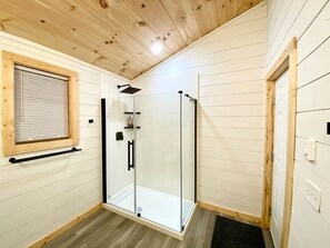 Hair dryer, soap, shampoo - Luxury Redefined: Todd, NC Dome with Private Hot Tub, Unparalleled Views, and Outdoor Oasis (Todd)