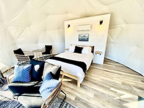 1 bedroom, WiFi, bed sheets