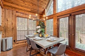Dining - Glamping in this Amazing Waterfront A-Frame with Fire-pit and Hot Tub near Helen, GA (Sautee Nacoochee)
