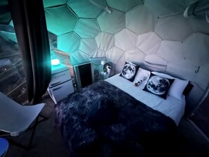 1 室のベッドルーム、WiFi、ベッドシーツ