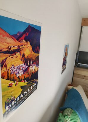 1 bedroom, bed sheets - Quiet, Ideally Located Apartment – Cozy and Newly Renovated (Briançon)