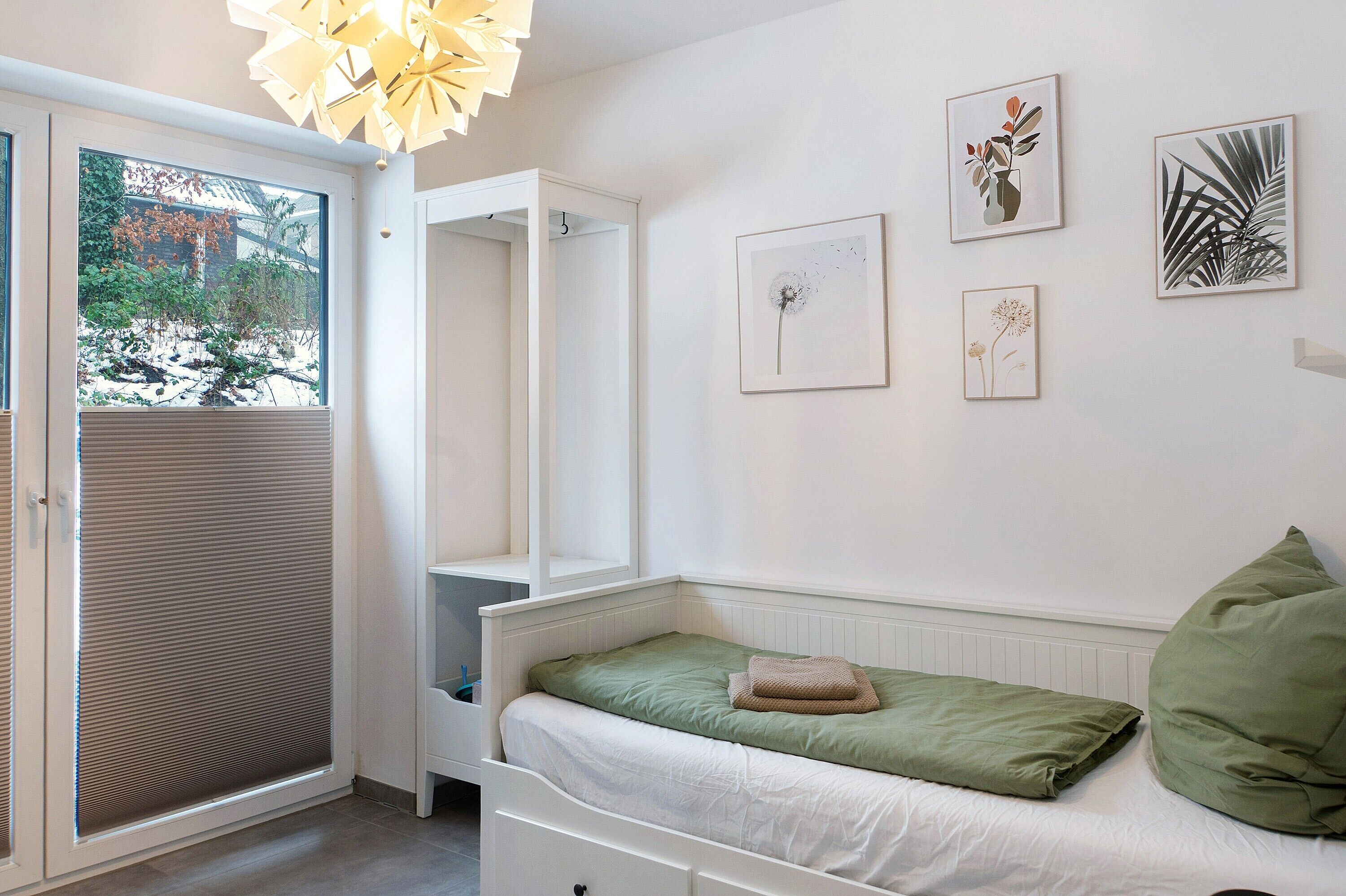 2 habitaciones, tabla de planchar con plancha, wifi y ropa de cama 