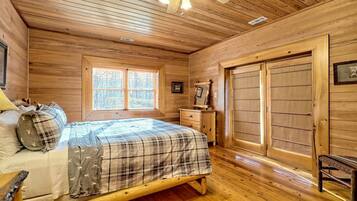 10 bedrooms, iron/ironing board, WiFi, bed sheets