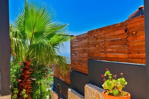 Villa, fumeurs | 2 chambres