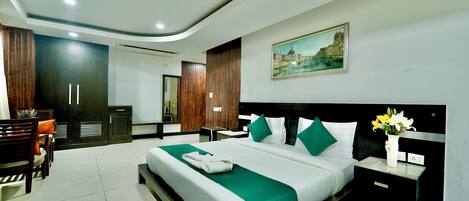 Premium Room | Iron/ironing board