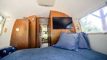 1 dormitorio, escritorio, wifi y ropa de cama
