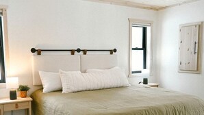 3 slaapkamers, reisbedje, wifi, beddengoed
