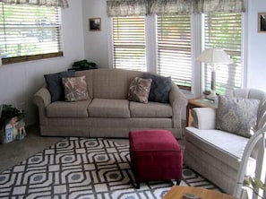 Unclassified image, 5 of 9, button - Delightful Cabin with Private Deck in Inverness, Florida (Inverness)