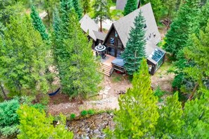 Exterior - Luxury A-Frame with Hot Tub for Dreamy Vacations in Colorado (Blue River)