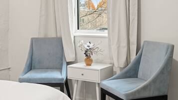 3 bedrooms, iron/ironing board, travel crib, free WiFi