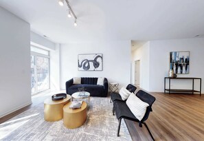 تلفزيون، مكتب