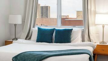 3 bedrooms, iron/ironing board, travel crib, WiFi