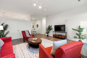 Smart TV, offices