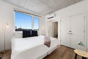 3 عدّة غرف نوم ومكواة/لوح كي وسرير سفر وواي فاي