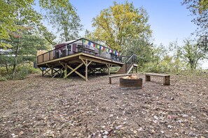 تناول الطعام بالخارج