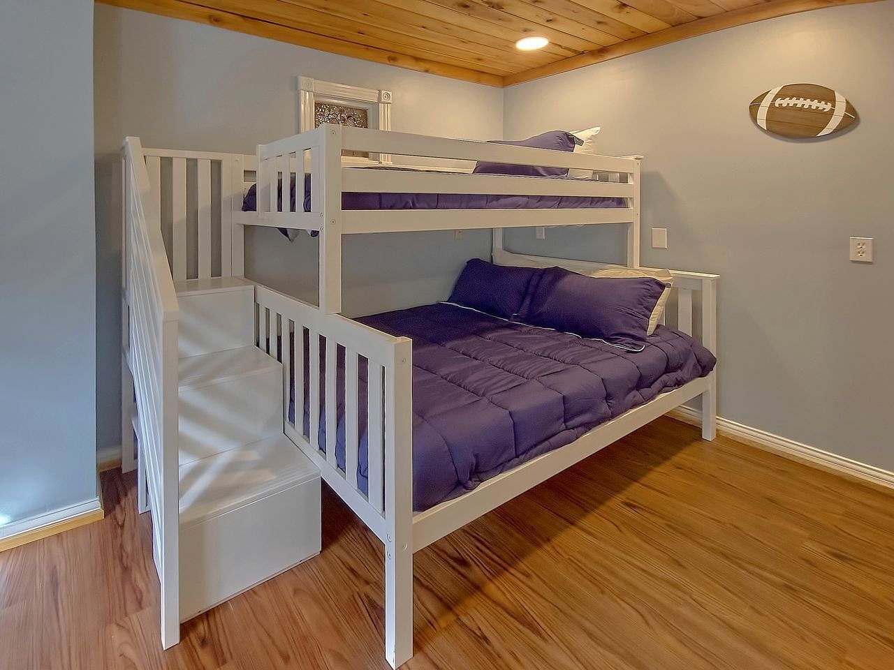 1 chambre, bureau, fer et planche à repasser, Wi-Fi