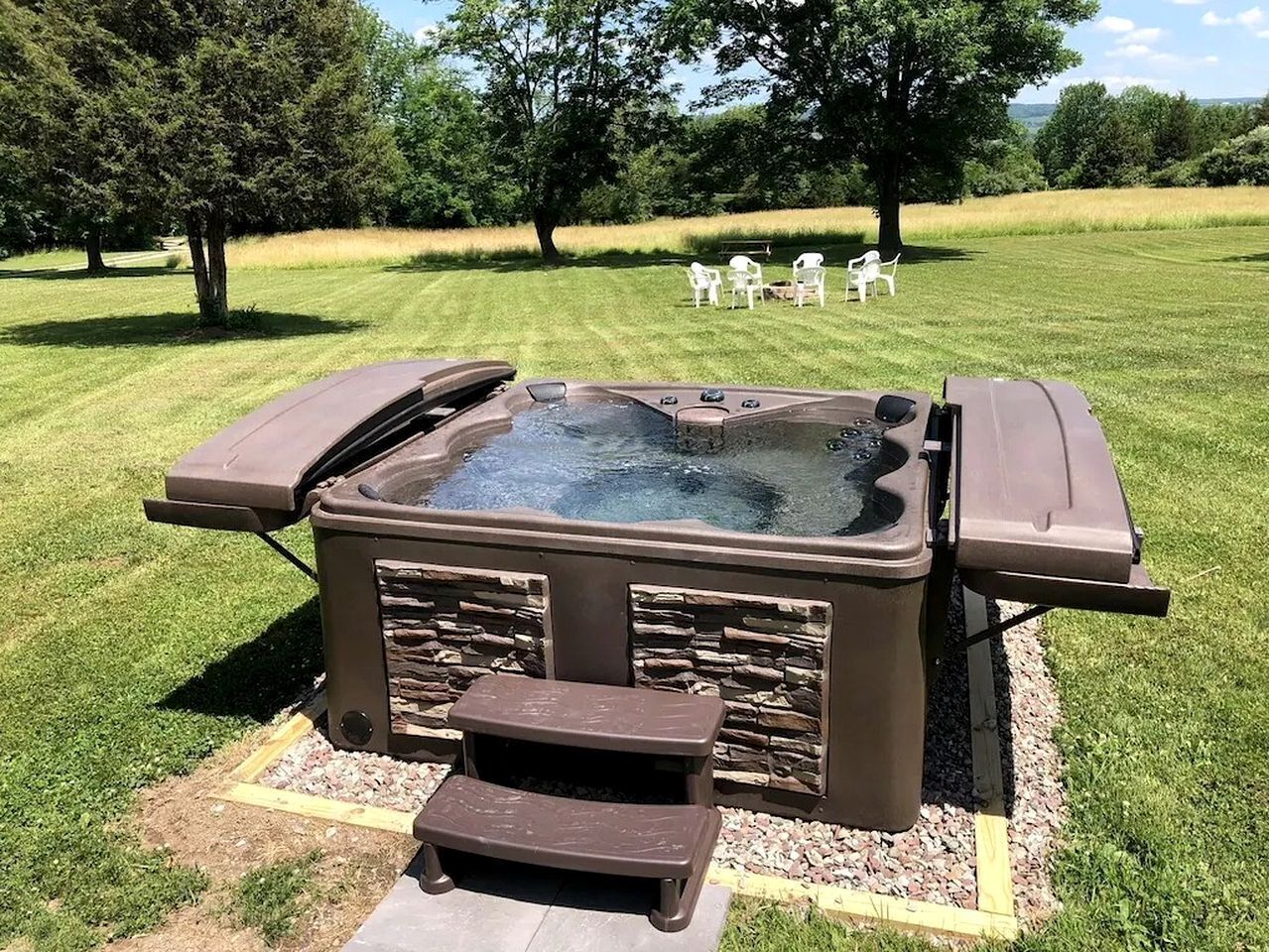 Bain à remous extérieur