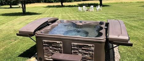 Bain à remous extérieur