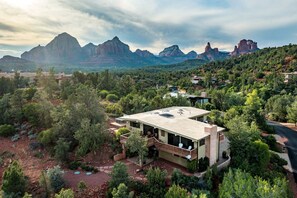 Exterior - Secluded Rental with Spa and Panoramic Mountain Views in Arizona (Sedona)