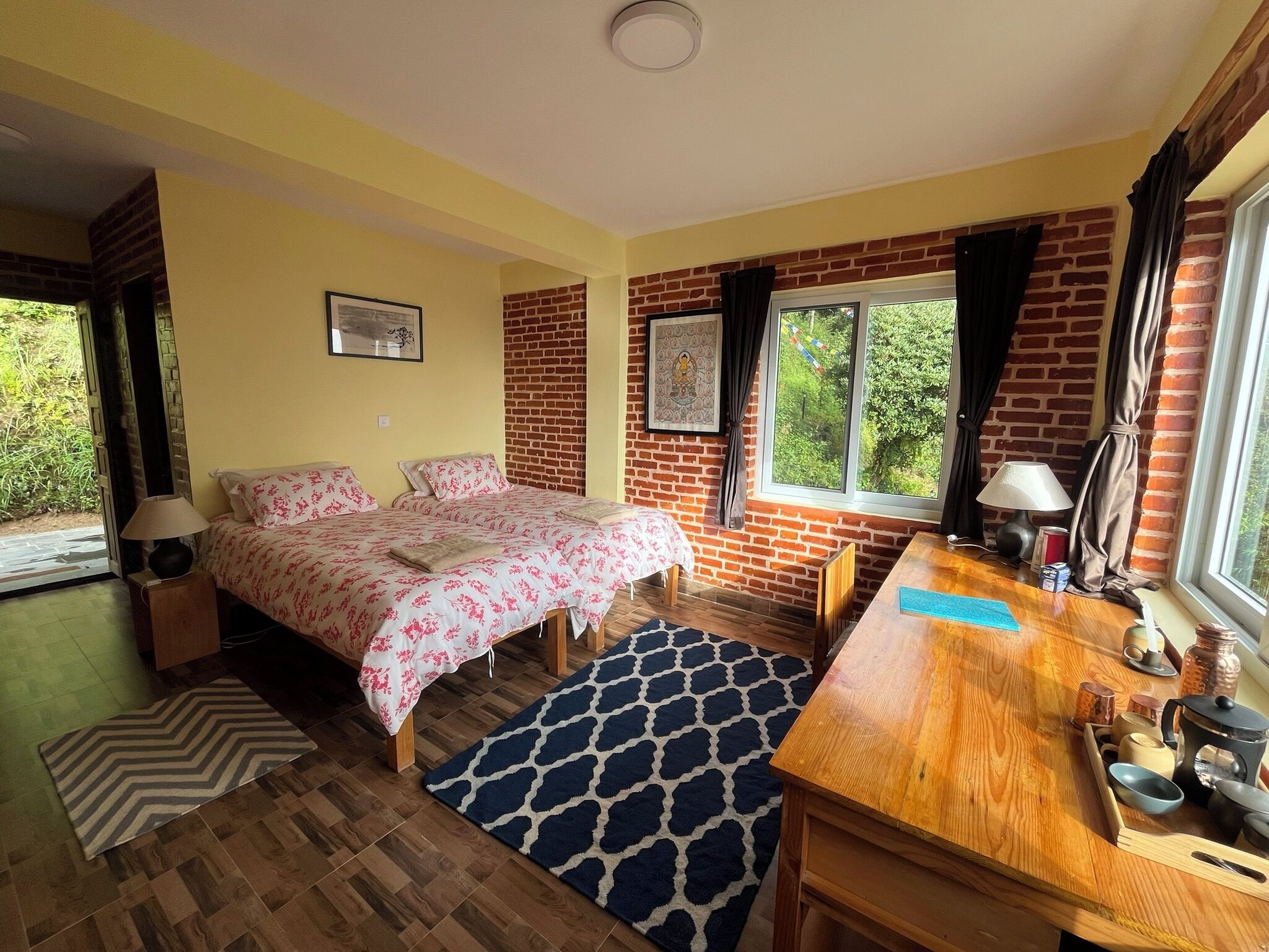 Deluxe-Doppel- oder -Zweibettzimmer, Balkon, Gartenblick | Bügeleisen/Bügelbrett, kostenloses WLAN