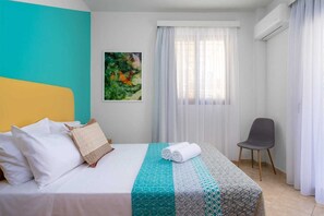 1 habitación, tabla de planchar con plancha, wifi gratis y ropa de cama 