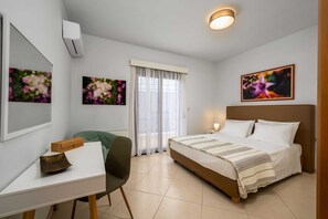 3 bedrooms, iron/ironing board, free WiFi, bed sheets - Rodini Anassa | Aphrodite, Apartment (Rodos)