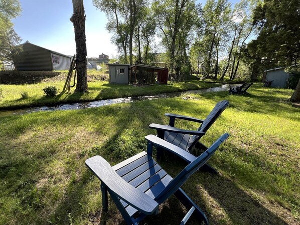 Property grounds - Tranquil Two Bedroom Cabin in Riverside, Wyoming (Riverside)