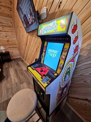 غرفة الألعاب