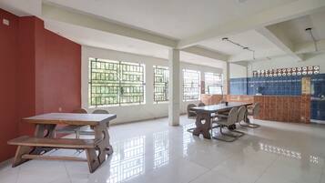 Área de estar no saguão