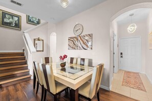 Dining - Charming 4/3 Home in Regal Palms Resort (Davenport)