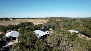 Exterior - Luxury Cabin for Four for Texas Glamping Retreat (Wimberley)