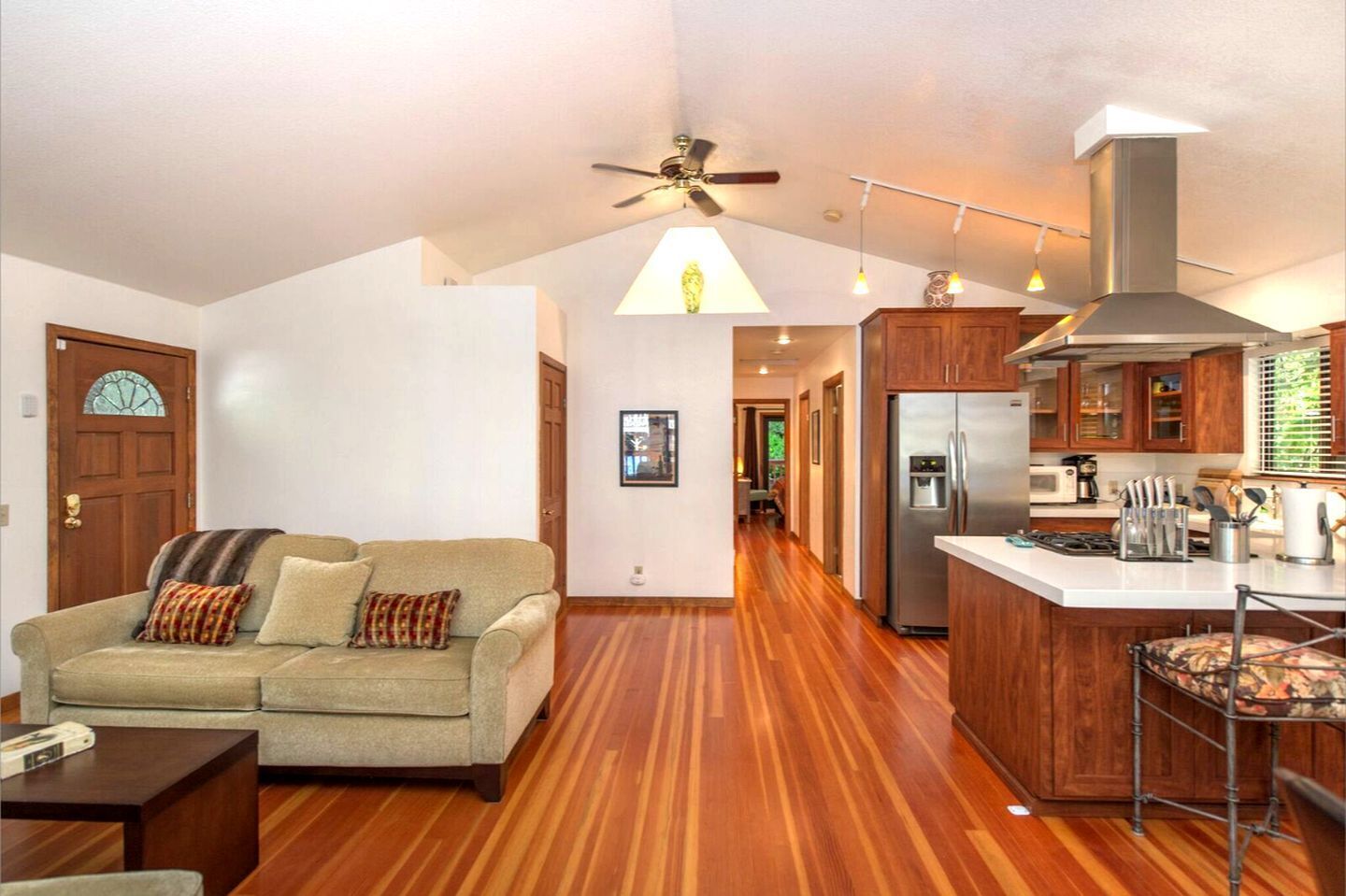 TV, fireplace, DVD player, table tennis