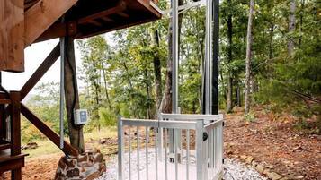 Enceinte de lâhĂ©bergement