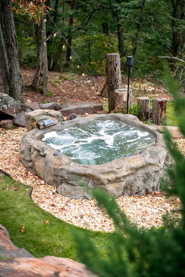 مغطس سبا خارجي