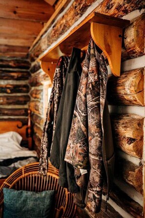 Unclassified image, 5 of 23, button