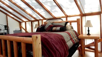 1 bedroom, bed sheets