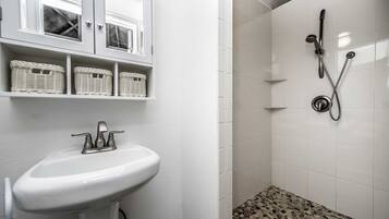 Handdoeken, zeep, shampoo, toiletpapier