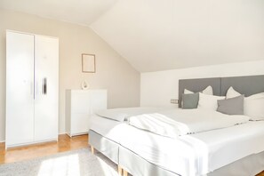 1 bedroom, WiFi, bed sheets