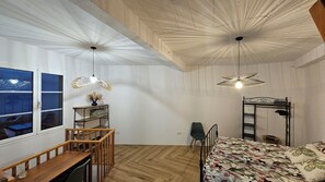 1 bedroom, free WiFi, bed sheets