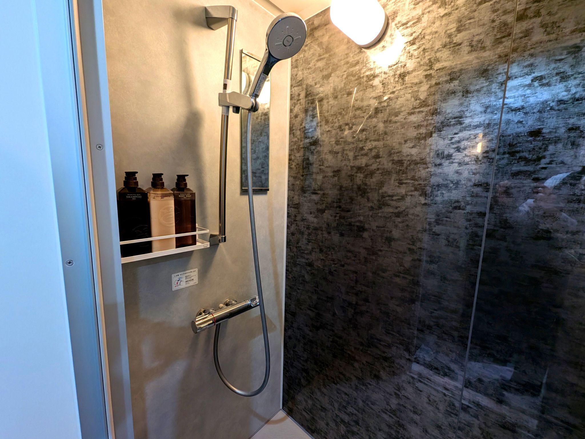 Doppelzimmer, Nichtraucher | Badezimmer | Dusche, kostenlose Toilettenartikel, Haartrockner, Hausschuhe