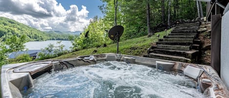 Bain à remous extérieur