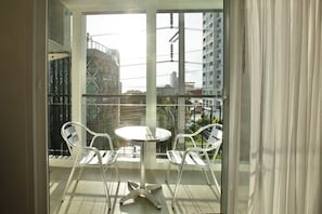 Balcony view - Fourium Pattaya Hotel and Serviced Residence (Pattaya)